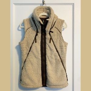 Cream Fleece Vest | Size S